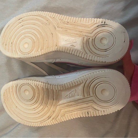 White and Pink Air Forces - Picture 4 of 6